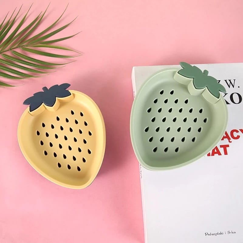 Cute Strawberry Soap Dish - Self-Draining & Stylish Bathroom Decor