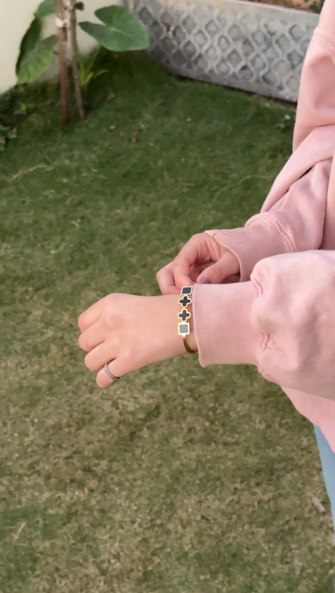 CLOVER BRACELET SQUARE STONES